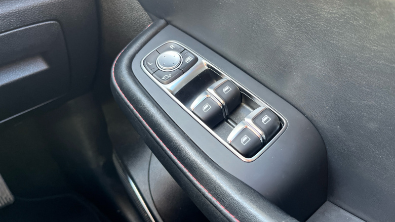 MG Hs 1.5 T-GDI Excite 5dr DCT Petrol Hatchback